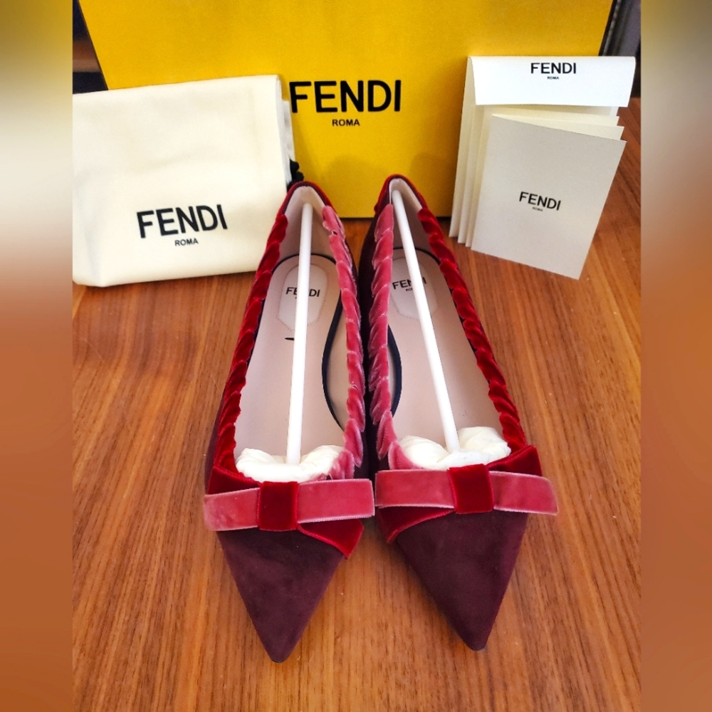 $700 New in Box 100% Authentic Women's Fendi Ballerina Flats Suede Red/Pink - Picture 3 of 11